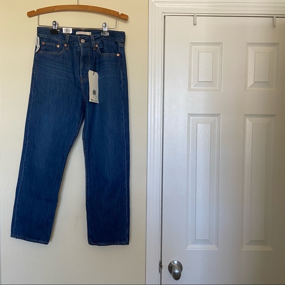 NWT Levi’s Wedgie Straight Jeans 28 / 26L - Picture 5 of 9